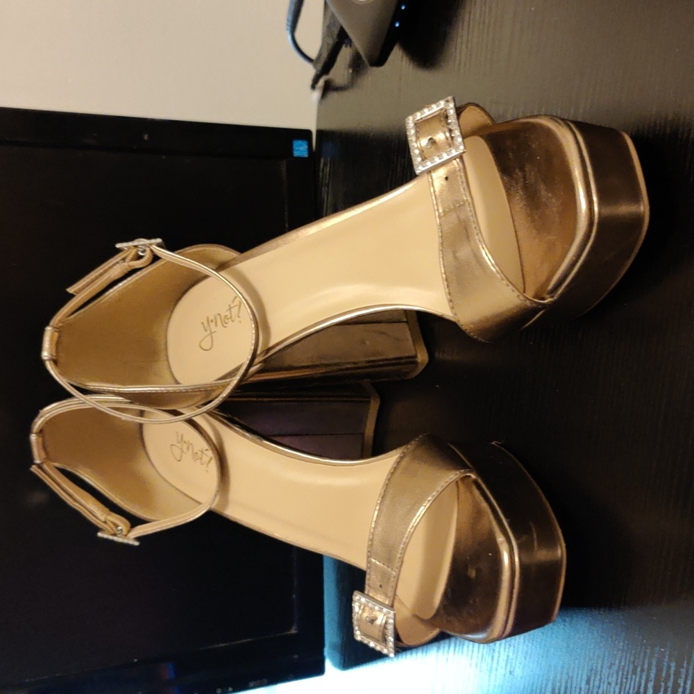 Y-not? gold platform buckle heels